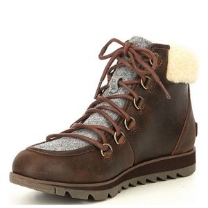 SALE😜 SOREL HARLOW LACE COZY